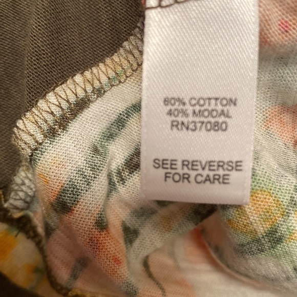 Brand New Cato Tropical Escape Golden Glow Tank Top…size 26/28W - Picture 4 of 4